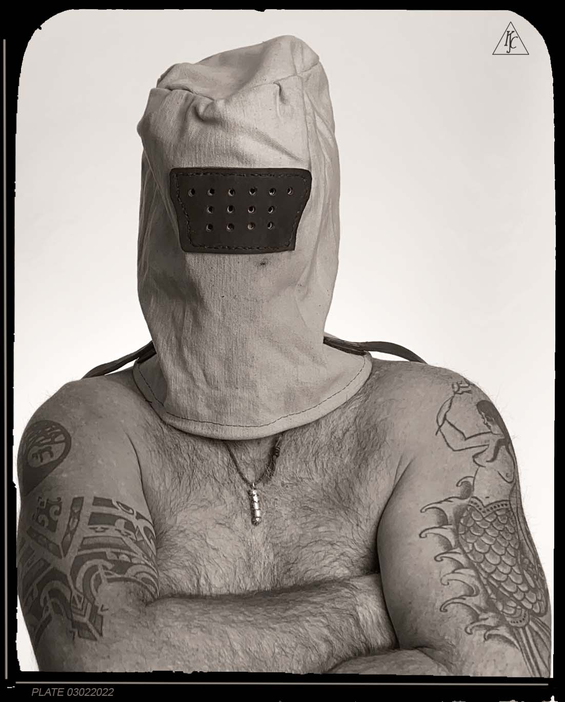 Me Hood 1